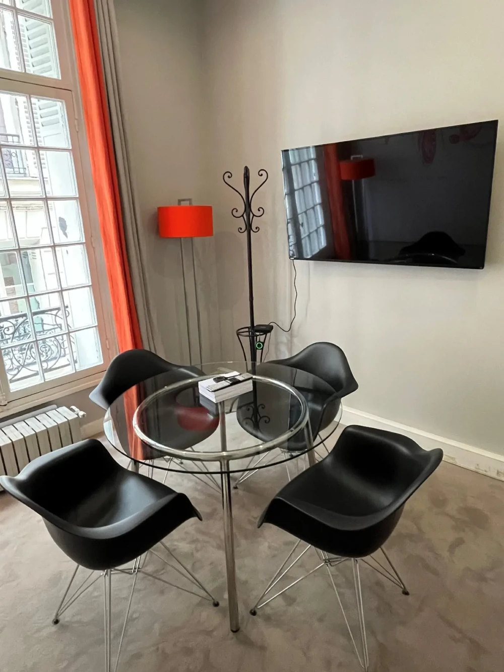 Bureau privé - 75017 - 4 postes - 3200€