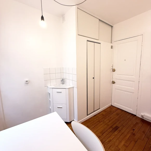 Bureau privé 6 m² 1 poste Location bureau Rue Fondary Paris 75015 - photo 4
