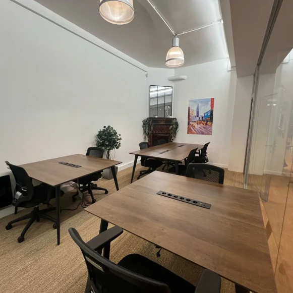 Bureau privé 30 m² 8 postes Location bureau Rue Saint-Joseph Paris 75002 - photo 2