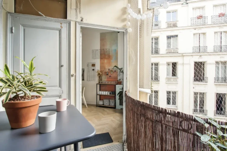 Espace indépendant - 75002 - 24 postes - 16800€