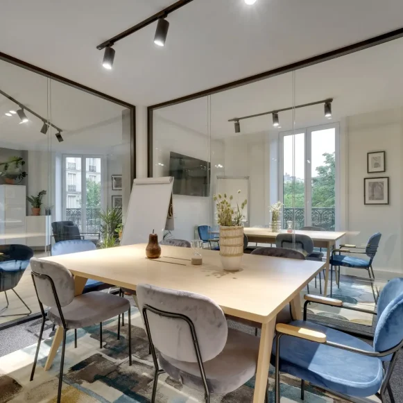 Espace indépendant 110 m² 20 postes Coworking Boulevard de Sébastopol Paris 75003 - photo 3