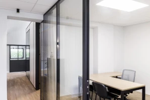 Bureau privé - 13540 - 1 poste - 600€