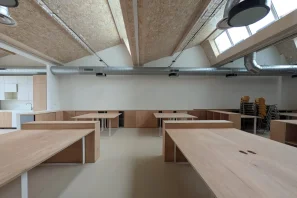 Open Space - 93100 - 10 postes - 270€