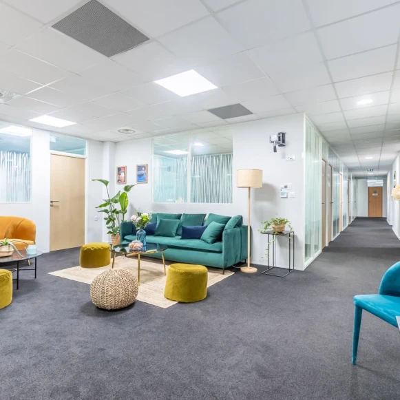 Bureau privé 11 m² 2 postes Location bureau Rue Jacques Daguerre Nantes 44300 - photo 5