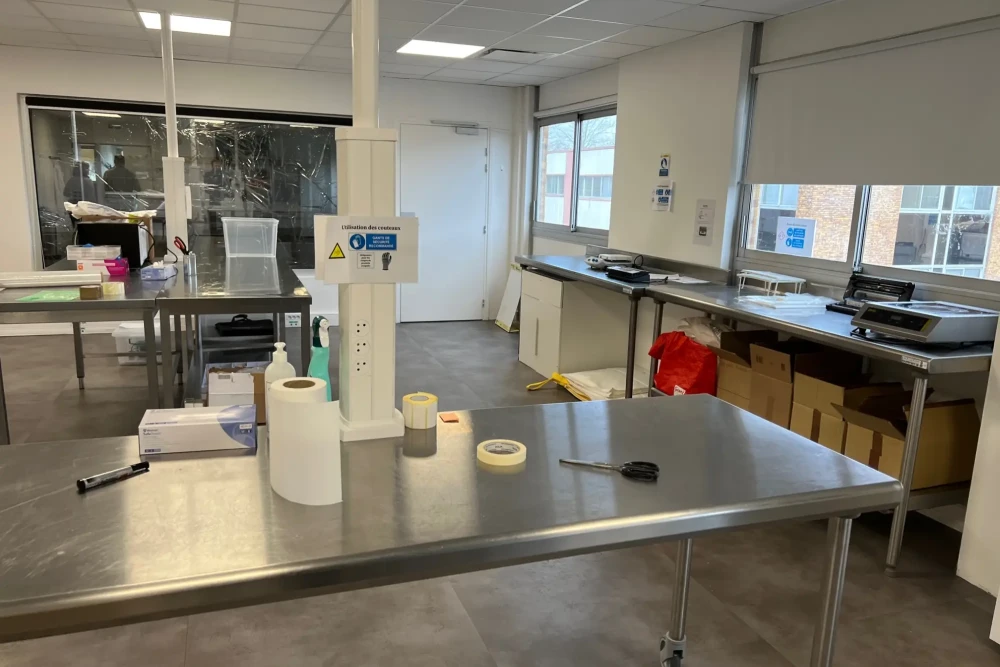 Bureau privé - 91140 - 20 postes - 3000€