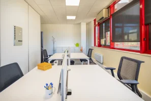 Bureau privé - 74370 - 1 poste - 720€