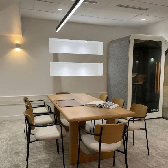 Espace indépendant 1 230 m² 200 postes Location bureau Rue Pergolèse Paris 75016 - photo 8