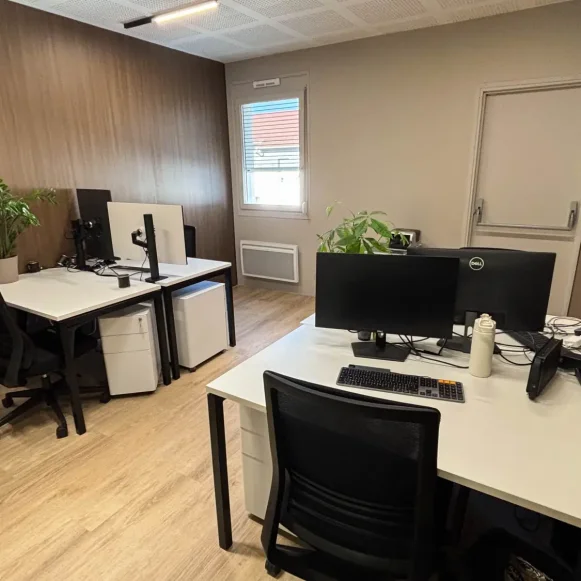 Bureau privé 19 m² 5 postes Location bureau Boulevard Marius Vivier Merle Lyon 69003 - photo 4