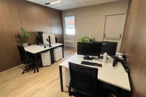 Bureau privé - 69003 - 5 postes - 990€