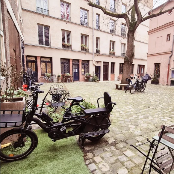 Bureau privé 10 m² 3 postes Location bureau Rue Oberkampf Paris 75011 - photo 4