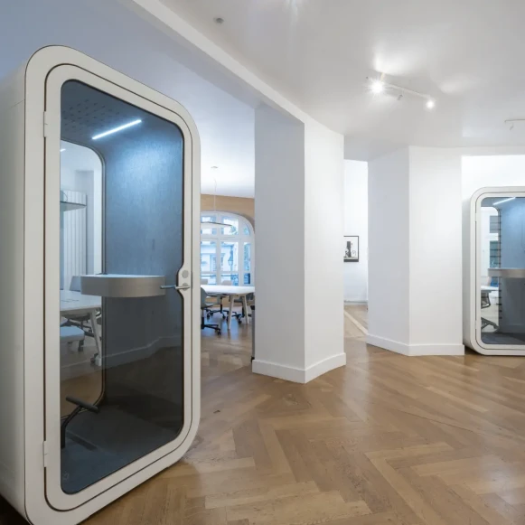 Espace indépendant 454 m² 80 postes Location bureau Rue Bachaumont Paris 75002 - photo 4