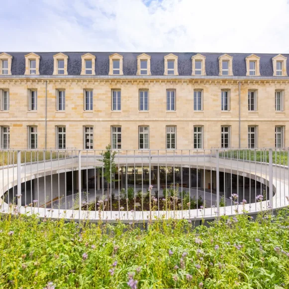 Bureau privé 15 m² 5 postes Coworking Boulevard Godard Bordeaux 33300 - photo 8