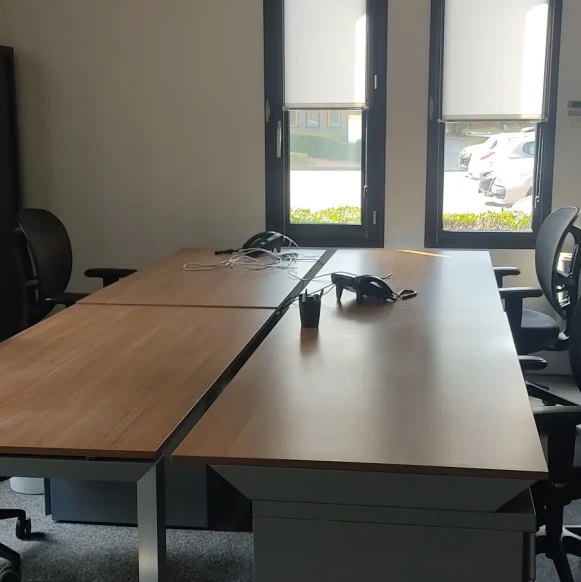 Bureau privé 25 m² 4 postes Location bureau Rue de la Découverte Labège 31670 - photo 1