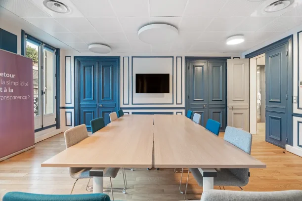 Espace indépendant - 75009 - 22 postes - 12100€