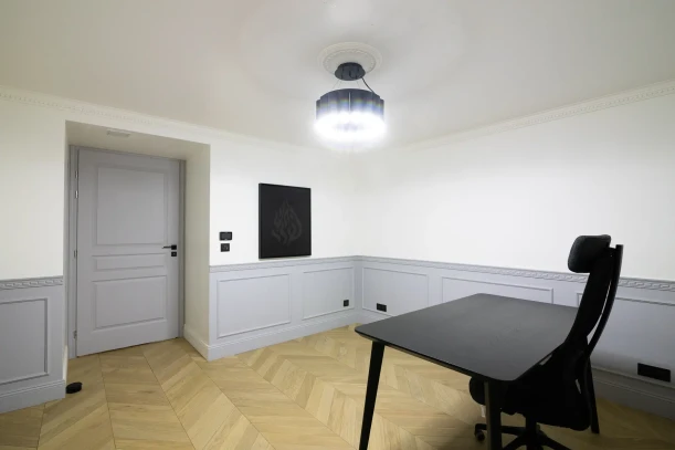 Bureau privé - 75017 - 2 postes - 850€