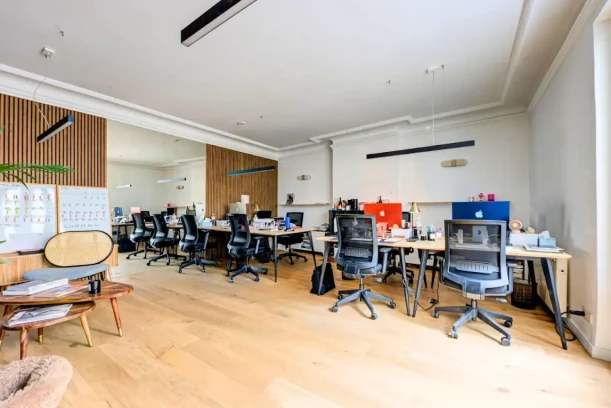 Espace indépendant - 75002 - 8 postes - 4800€