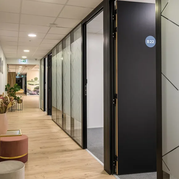 Bureau privé 44 m² 9 postes Coworking Avenue André Diligent Roubaix 59100 - photo 6