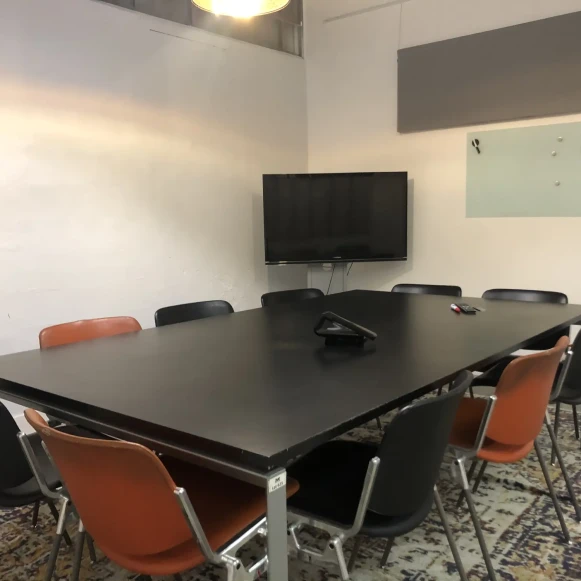 Bureau privé 25 m² 4 postes Location bureau Rue Martel Paris 75010 - photo 6