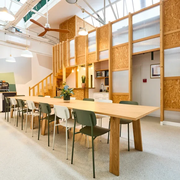 Bureau privé 17 m² 6 postes Coworking Rue du Chemin Vert Paris 75011 - photo 6