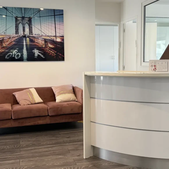 Bureau privé 8 m² 1 poste Coworking Rue du Président Wilson Levallois-Perret 92300 - photo 2