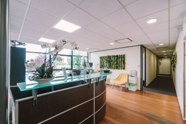 Bureau privé - 33700 - 2 postes - 480€