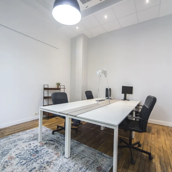 Bureau privé 23 m² 5 postes Location bureau Rue Martel Paris 75010 - photo 2