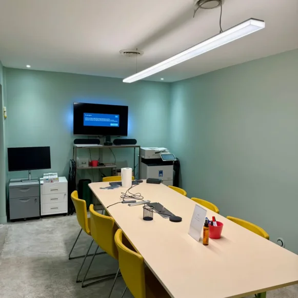 Espace indépendant 230 m² 32 postes Location bureau Rue de la Plaine Paris 75020 - photo 9