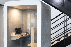 Open Space - 74650 - 10 postes - 200€