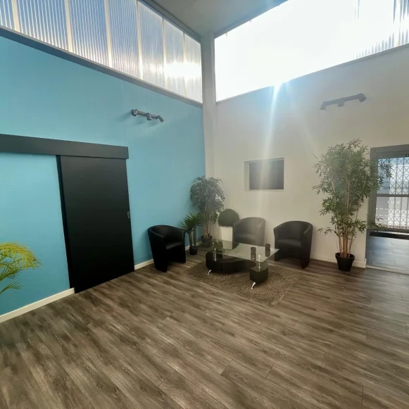 Bureau privé 60 m² 9 postes Coworking Rue Léon Joulin Toulouse 31100 - photo 1