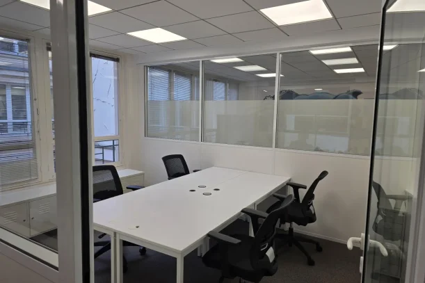 Bureau privé - 75009 - 4 postes - 1600€