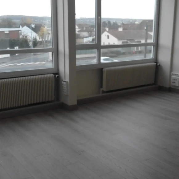 Bureau privé 45 m² 6 postes Coworking Avenue de Verdun Trilport 77470 - photo 4