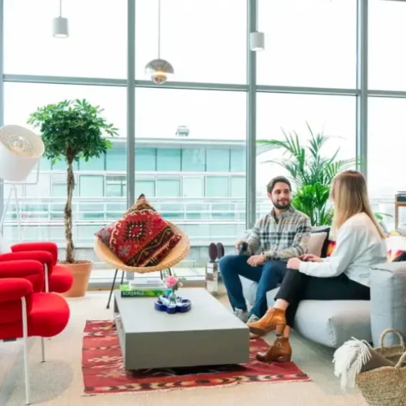 Bureau privé 24 m² 6 postes Location bureau Avenue de France Paris 75013 - photo 1