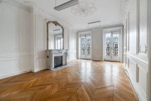 Espace indépendant - 75008 - 30 postes - 24500€