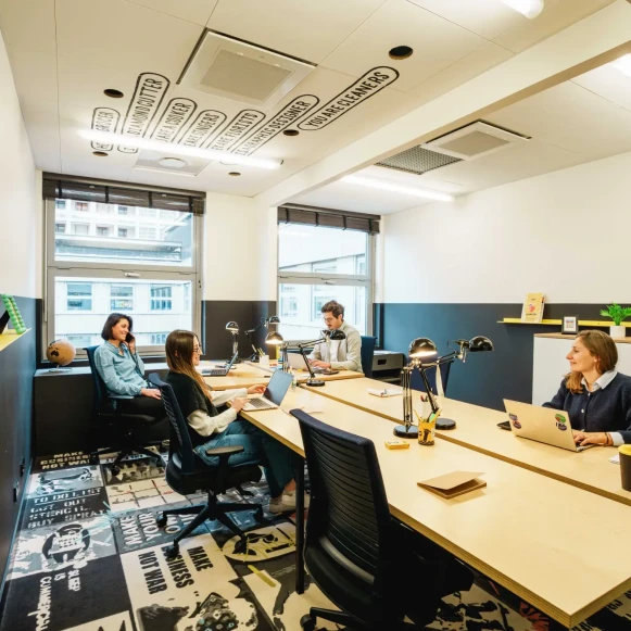 Bureau privé 17 m² 4 postes Location bureau Cours Lafayette  -3E-Arrondissement Lyon 69003 - photo 2