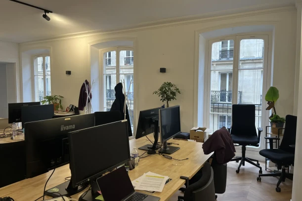 Espace indépendant - 75002 - 25 postes - 12500€