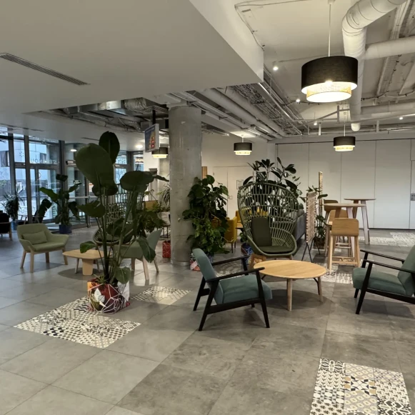 Open Space  4 postes Location bureau Rue René Clair Paris 75018 - photo 6
