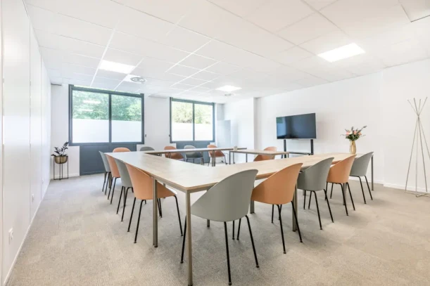 Bureau privé - 86000 - 16 postes - 1795€