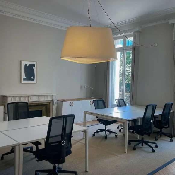 Bureau privé 24 m² 5 postes Coworking Rue Crozilhac Bordeaux 33000 - photo 7