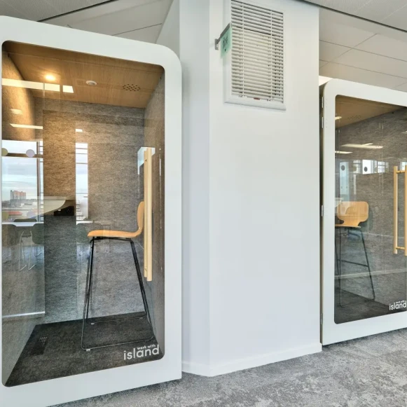 Bureau privé 143 m² 15 postes Coworking Boulevard Macdonald Paris 75019 - photo 9