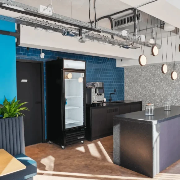 Espace indépendant 628 m² 87 postes Coworking Avenue Bosquet Paris 75007 - photo 5