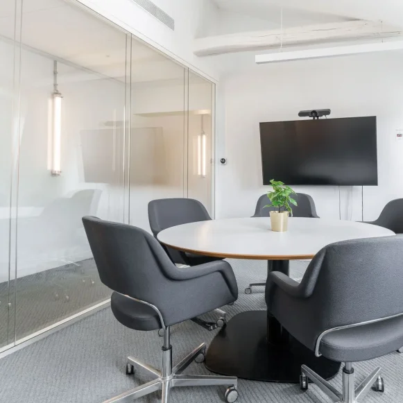 Espace indépendant 350 m² 42 postes Location bureau Rue de Calais Paris 75009 - photo 7