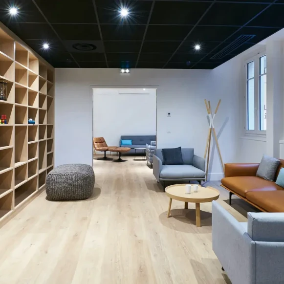 Bureau privé 194 m² 32 postes Location bureau Rue d'Amsterdam Paris 75009 - photo 4