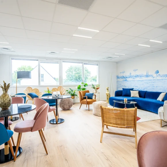 Bureau privé 13 m² 3 postes Location bureau Rue des Courtillons Bruz 35170 - photo 2