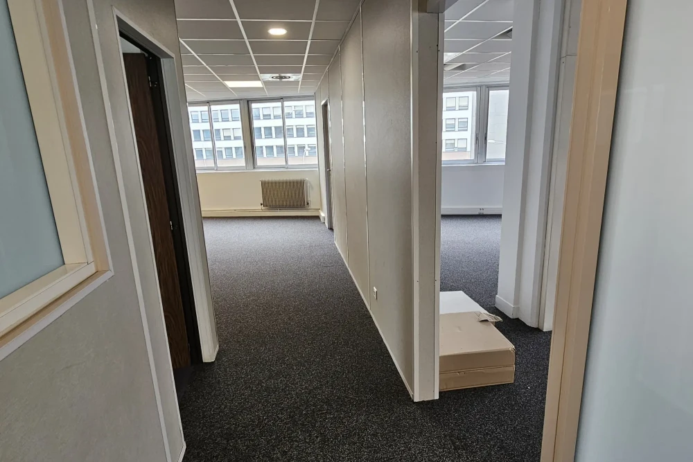Espace indépendant - 92120 - 20 postes - 2700€