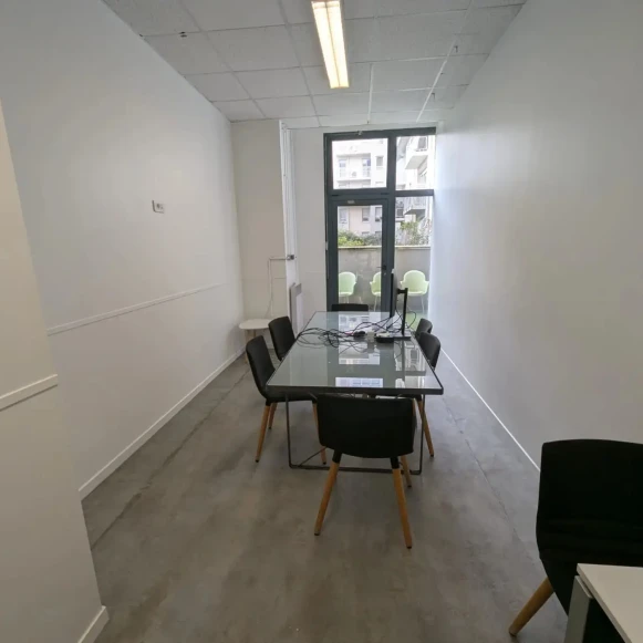 Espace indépendant 190 m² 40 postes Coworking Quai de la Loire Paris 75019 - photo 9