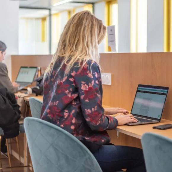 Bureau privé 36 m² 8 postes Location bureau Chemin de l'Arénas Nice 06200 - photo 11