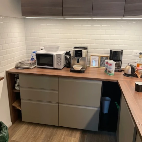 Bureau privé 9 m² 2 postes Location bureau Rue Godot de Mauroy Paris 75009 - photo 5