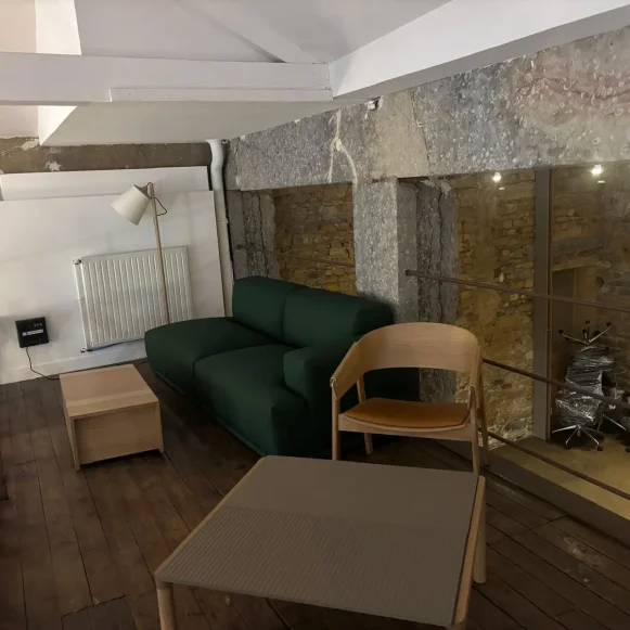 Open Space  10 postes Coworking Rue Saint-André Rhône 69007 - photo 4