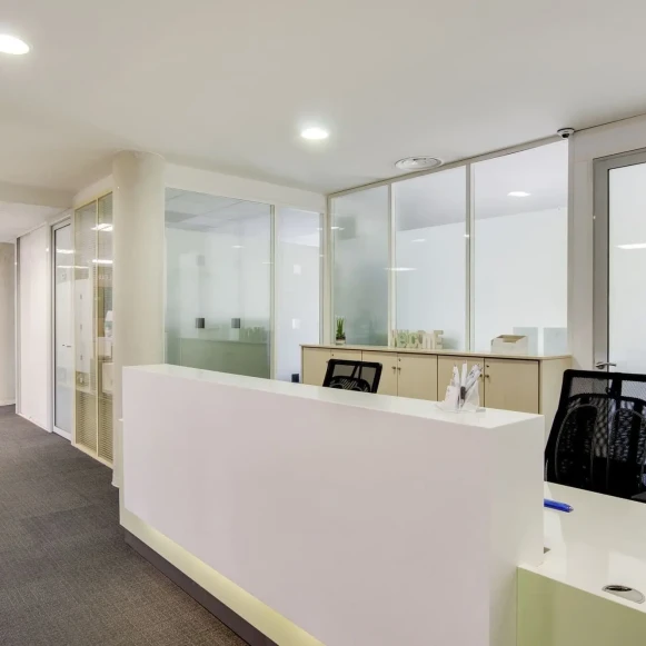 Bureau privé 15 m² 3 postes Coworking Rue Baden Powell Montpellier 34000 - photo 16