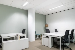 Bureau privé - 06200 - 3 postes - 1755€